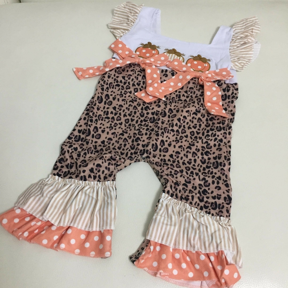 Thanksgiving cute pumpkin 🎃 embroidery romper - Picture 5 of 8